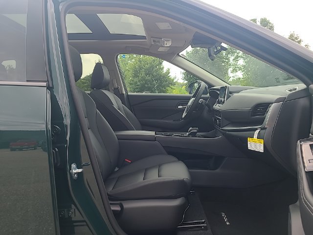 New 2026 Nissan Rogue Dark Armor AWD/4WD image 25
