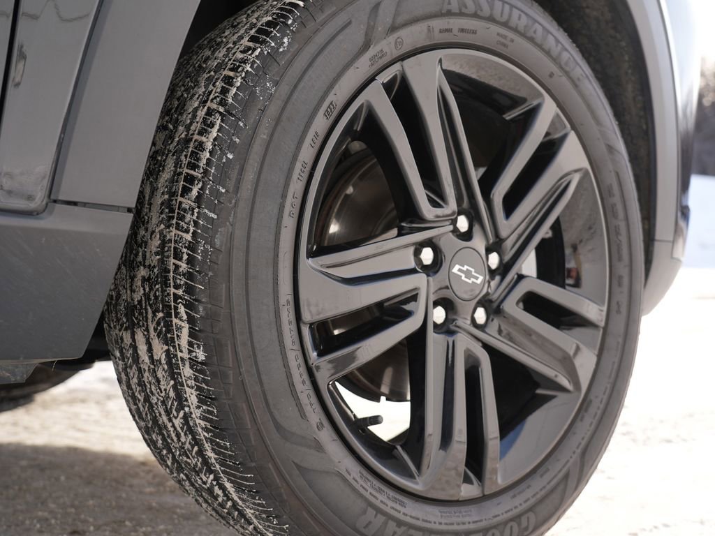 Used 2024 Chevrolet Trax ACTIV w/ Driver Confidence Package image 30