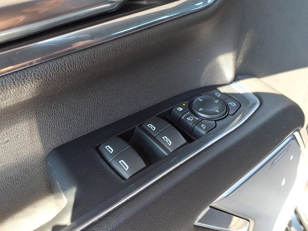 Used 2024 Chevrolet Silverado 2500 High Country AWD/4WD image 16