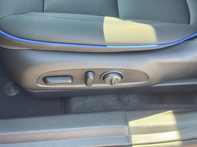 New 2026 Buick Envista Sport Touring w/ Convenience I Package FWD image 23