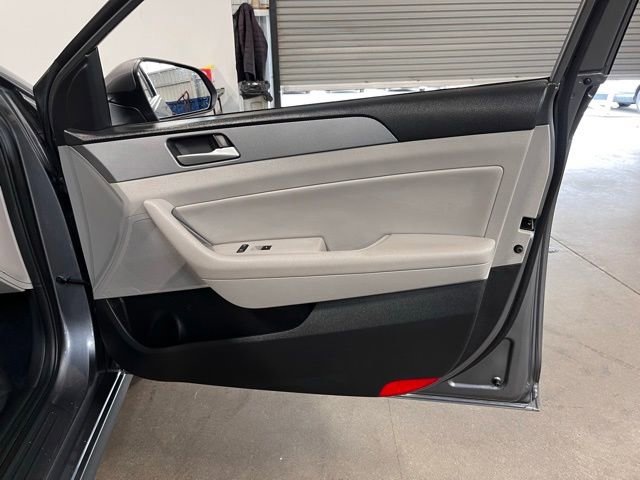 Used 2018 Hyundai Sonata SEL FWD image 12