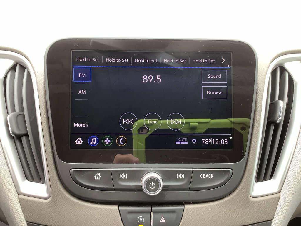 Used 2020 Chevrolet Malibu LS image 14