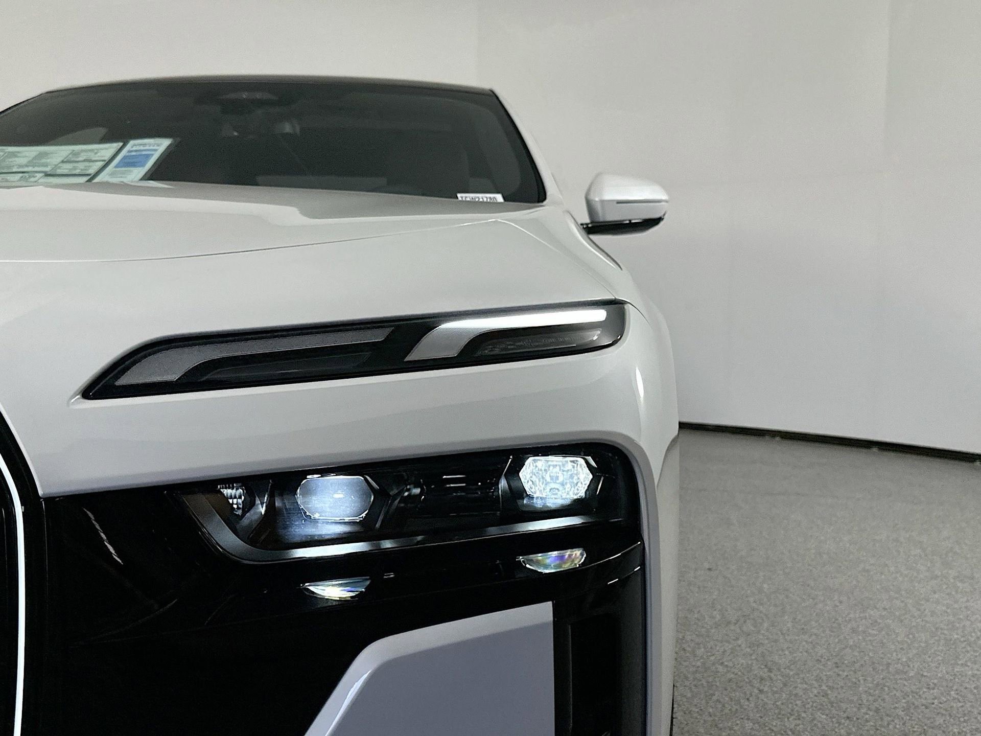 New 2026 BMW i7 eDrive50 w/ M Sport Package image 7