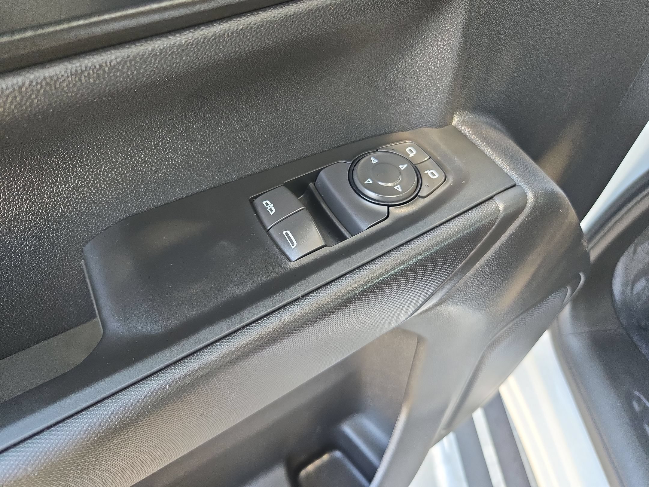 Used 2025 Chevrolet Silverado 1500 W/T RWD image 12