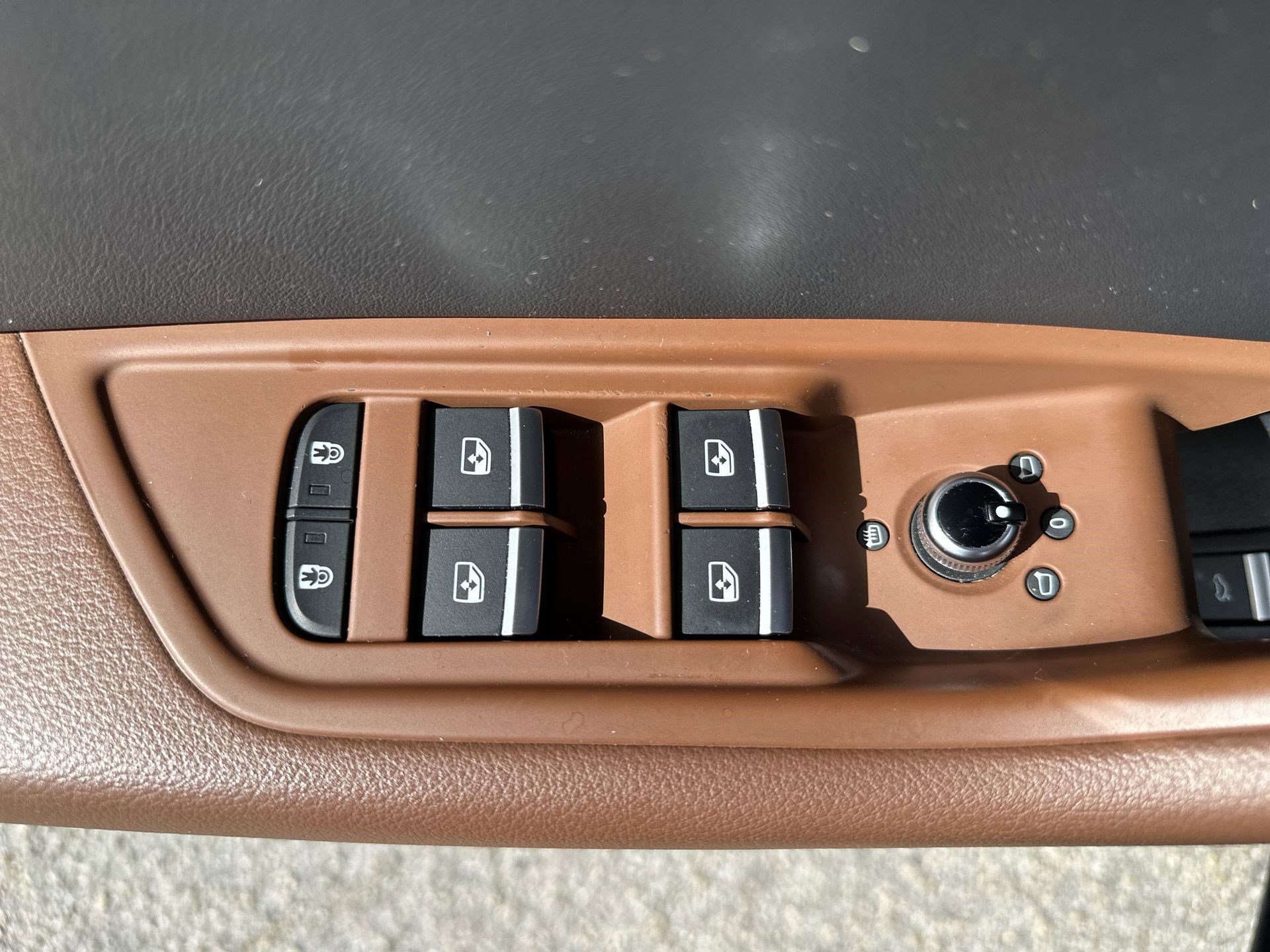 Used 2021 Audi A4 2.0T Premium w/ Convenience Package image 15