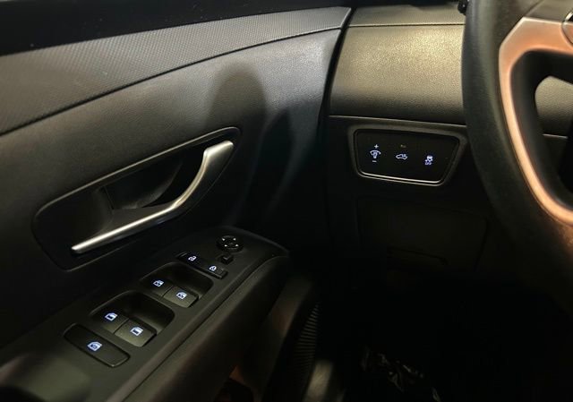 Used 2023 Hyundai Santa Cruz SEL image 18