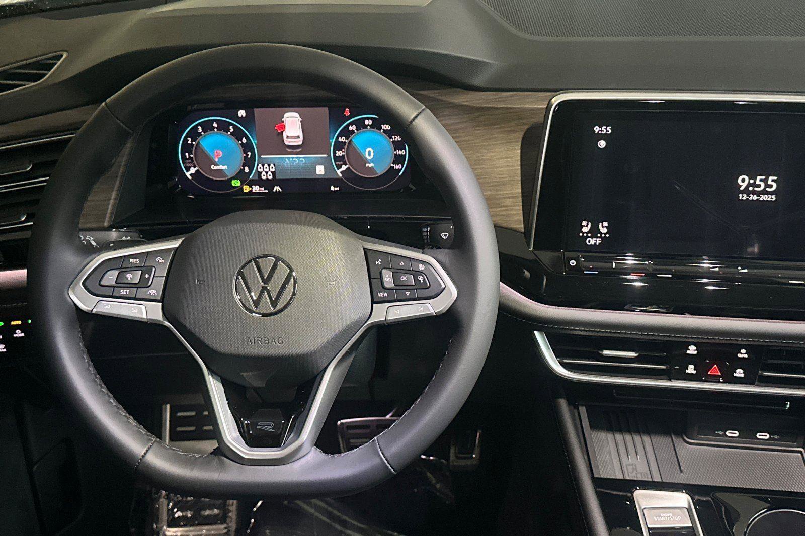 New 2026 Volkswagen Atlas SEL Premium R-Line image 13