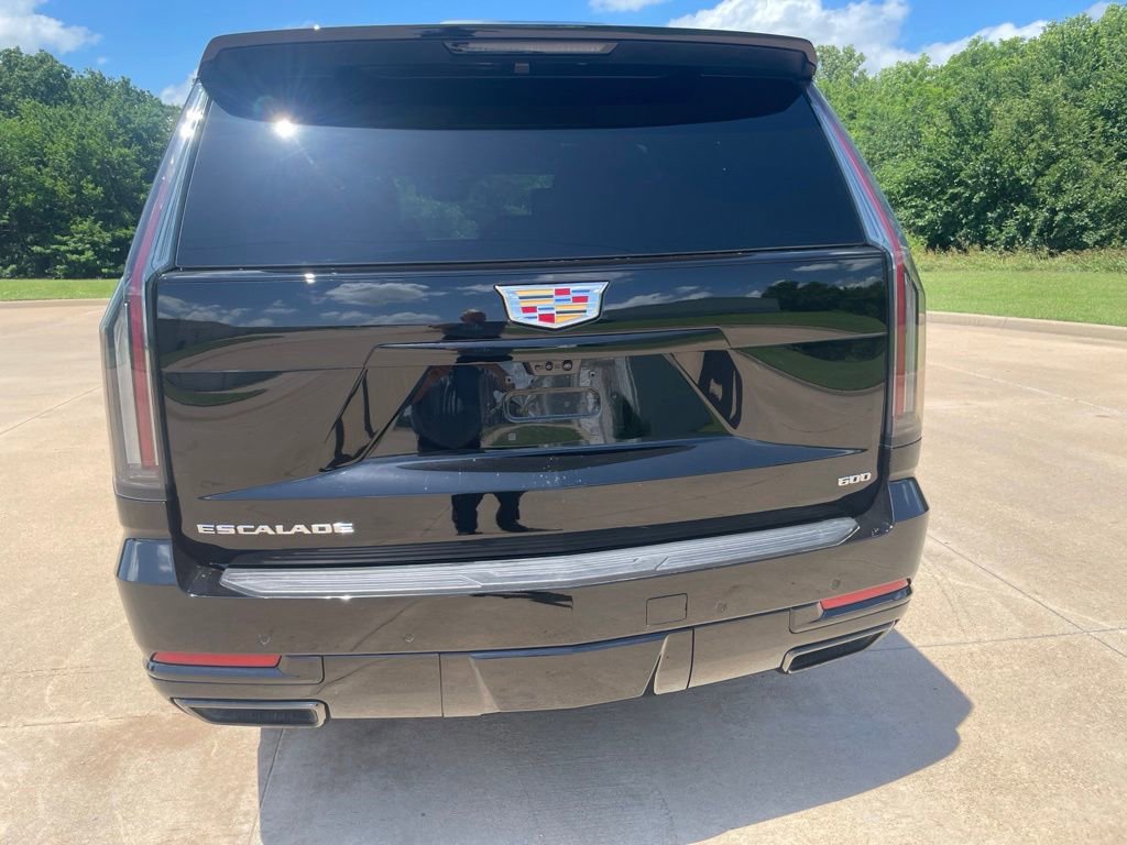 Used 2025 Cadillac Escalade Sport Platinum AWD/4WD image 6