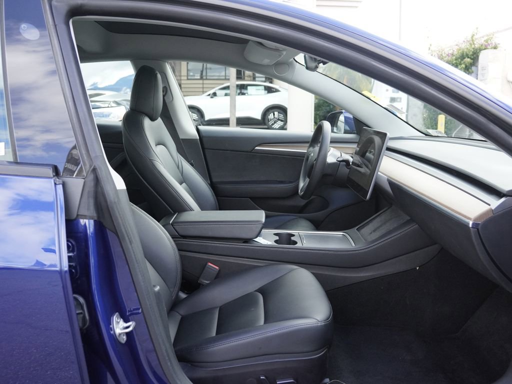 Used 2022 Tesla Model 3 RWD image 16