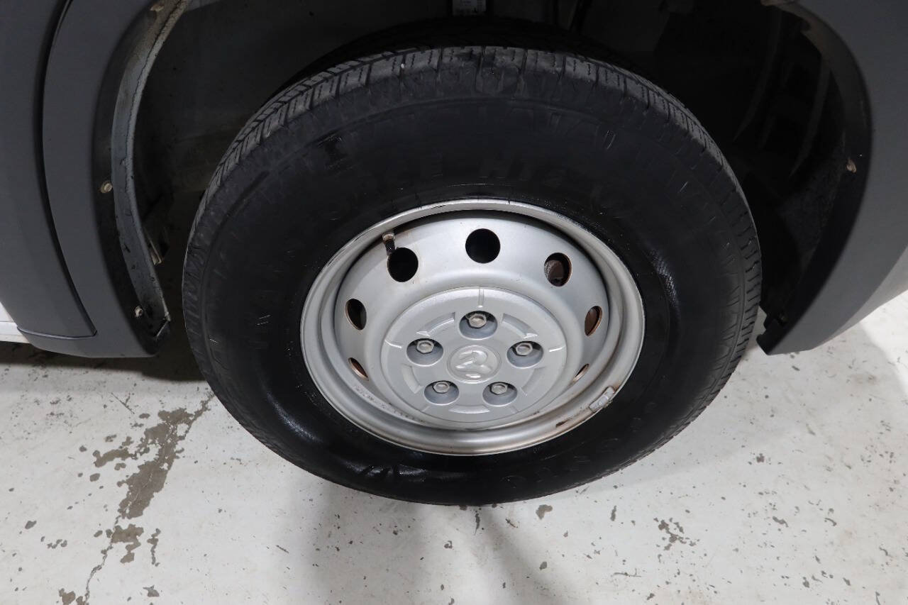 Used 2018 RAM ProMaster 2500 FWD image 32