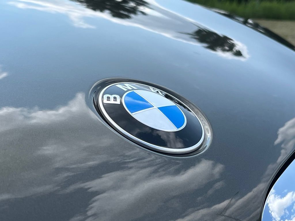 Used 2022 BMW X5 xDrive40i w/ Premium Package AWD/4WD image 11