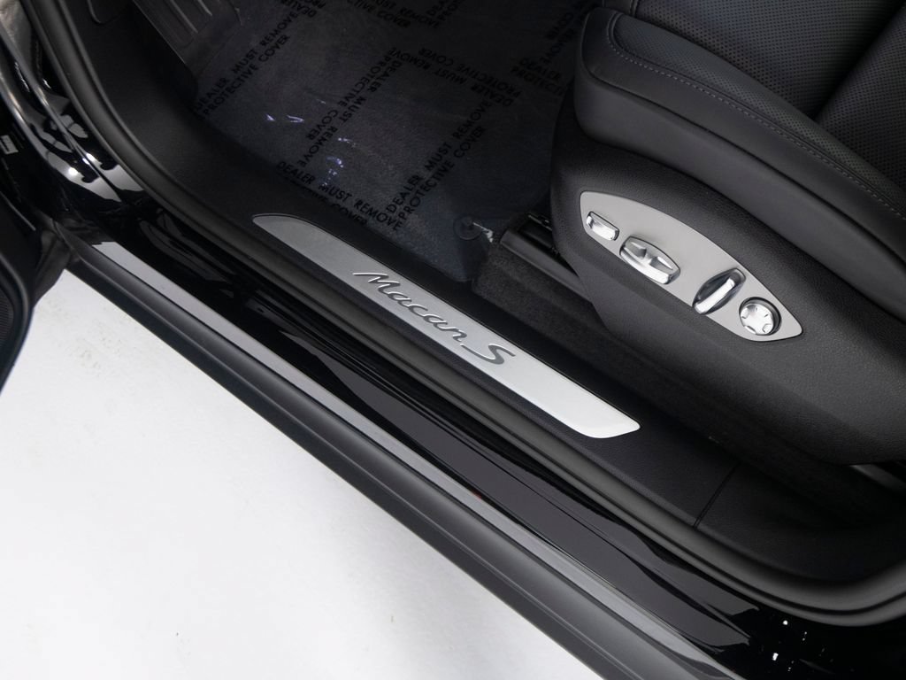 New 2026 Porsche Macan S AWD/4WD image 21