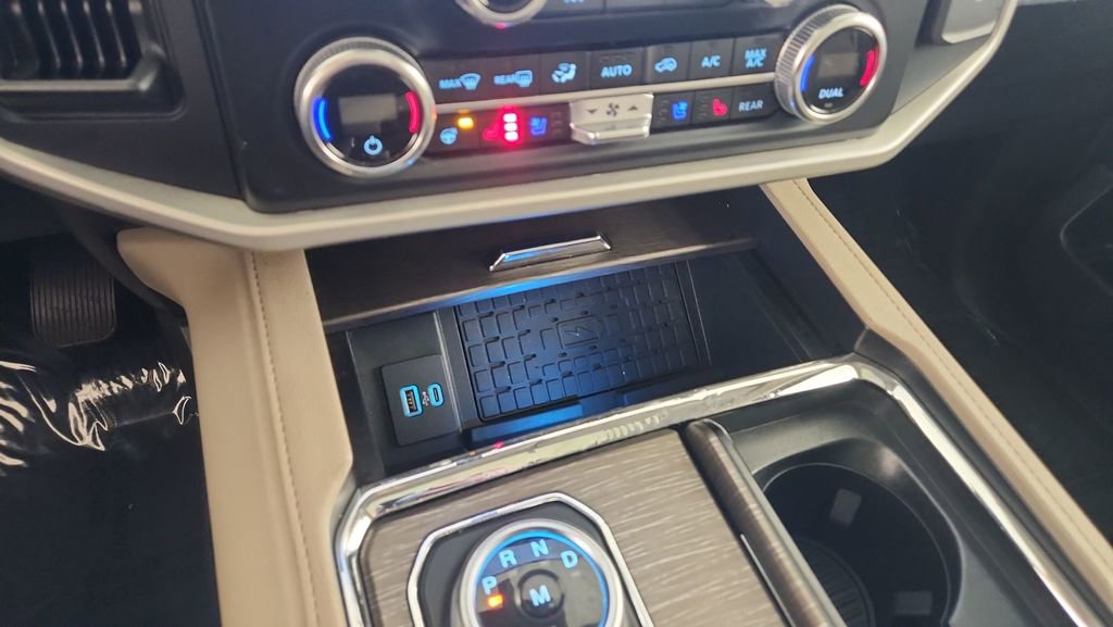 Certified 2023 Ford Expedition Limited image 18