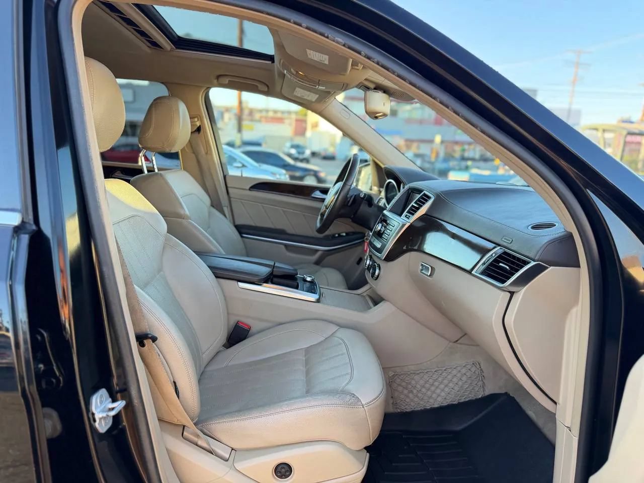 Used 2014 Mercedes-Benz GL 350 BlueTEC 4MATIC image 44