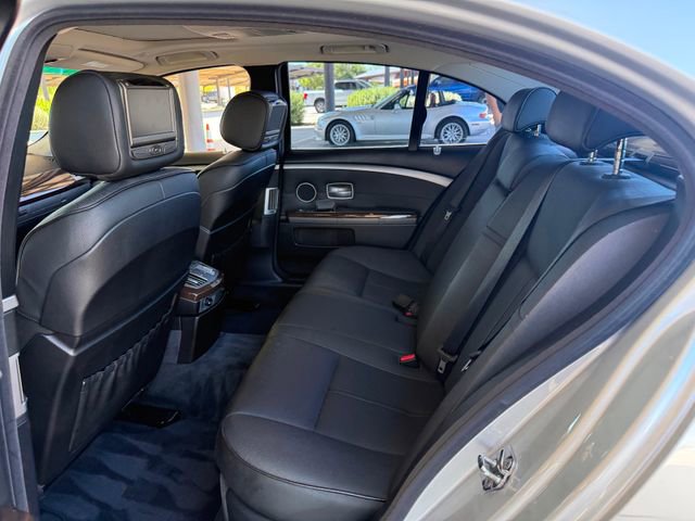 Used 2008 BMW 750i image 28