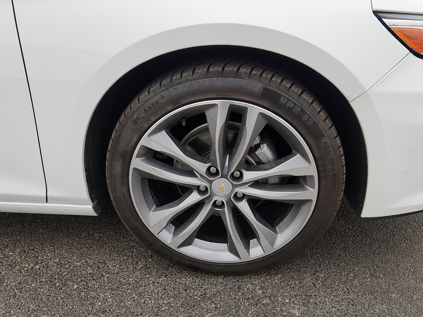 Used 2024 Chevrolet Malibu LT image 9