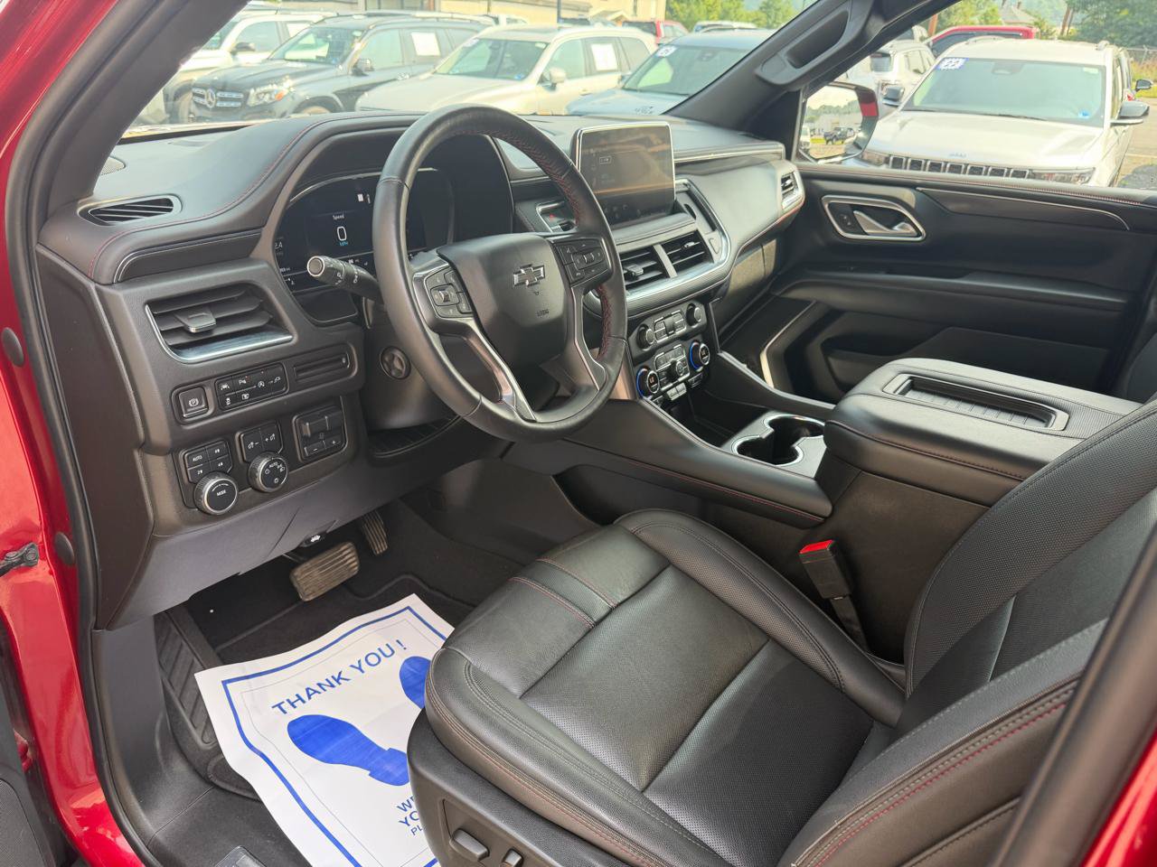 Used 2022 Chevrolet Suburban RST w/ Luxury Package AWD/4WD image 10