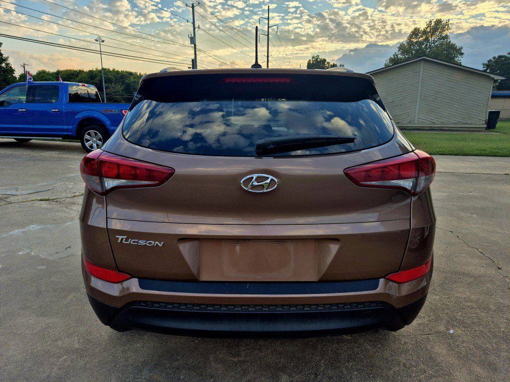 Used 2016 Hyundai Tucson SE w/ Option Group 02 image 6