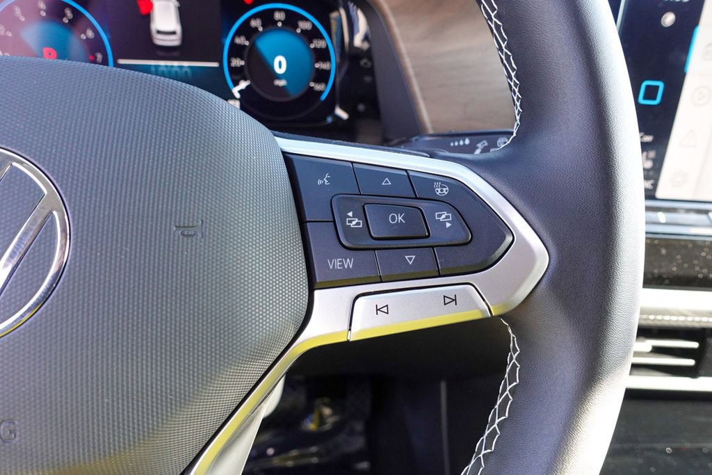 New 2026 Volkswagen Atlas SE image 17