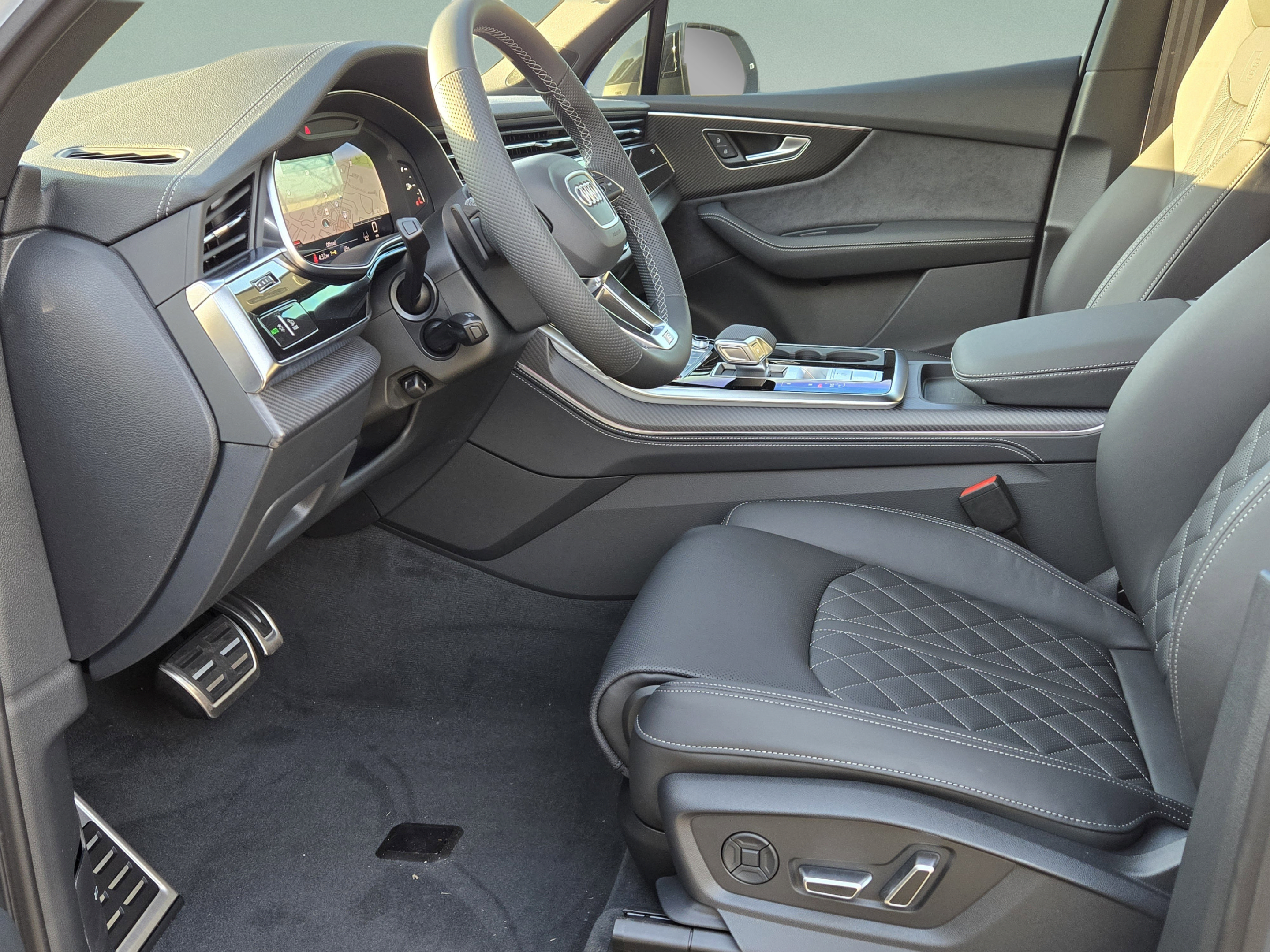 New 2026 Audi SQ7 Premium Plus AWD/4WD image 10