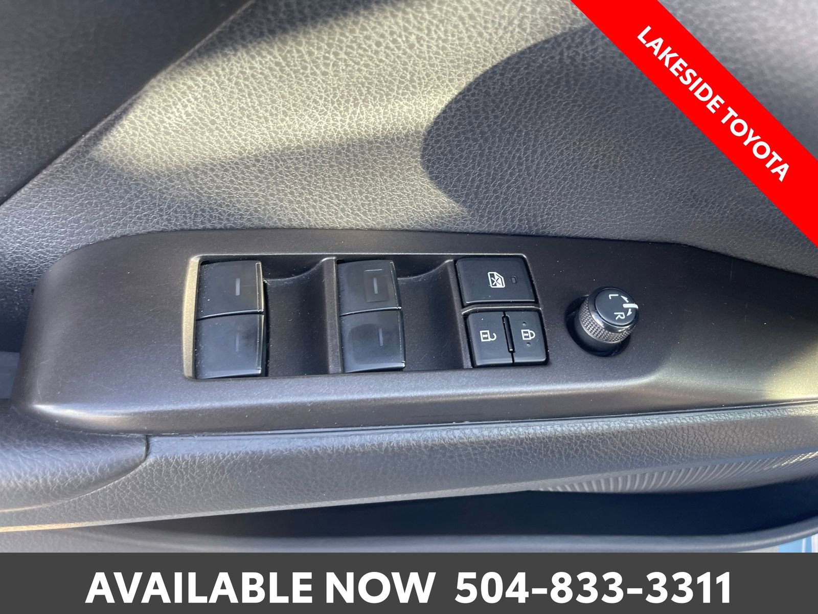 Used 2024 Toyota Camry SE FWD image 23
