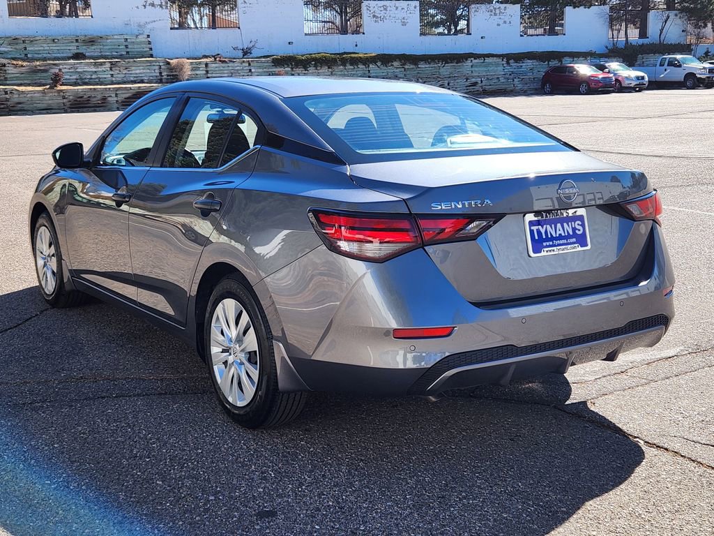 Used 2025 Nissan Sentra S image 5