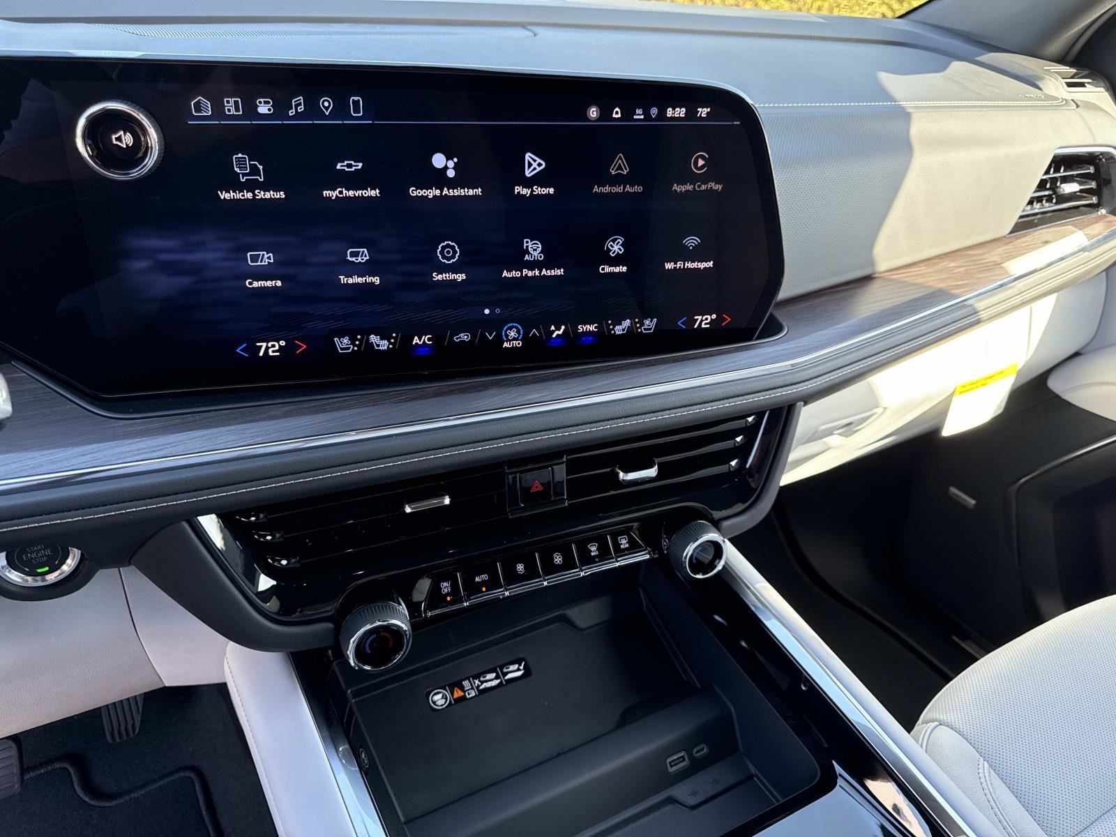 New 2026 Chevrolet Suburban Premier image 26