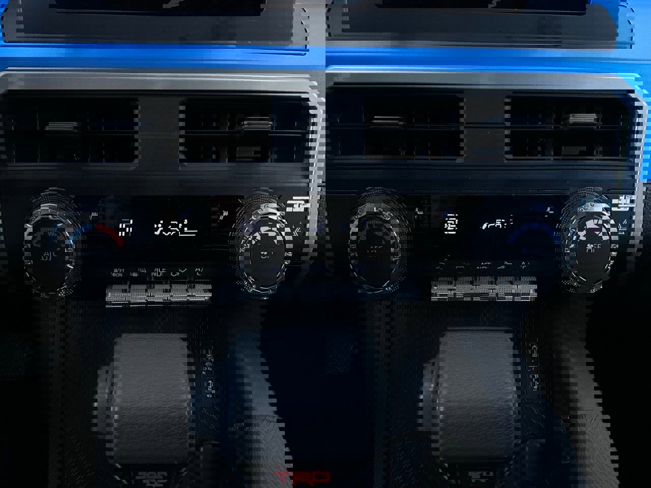 Used 2025 Toyota Tacoma TRD Off-Road image 26