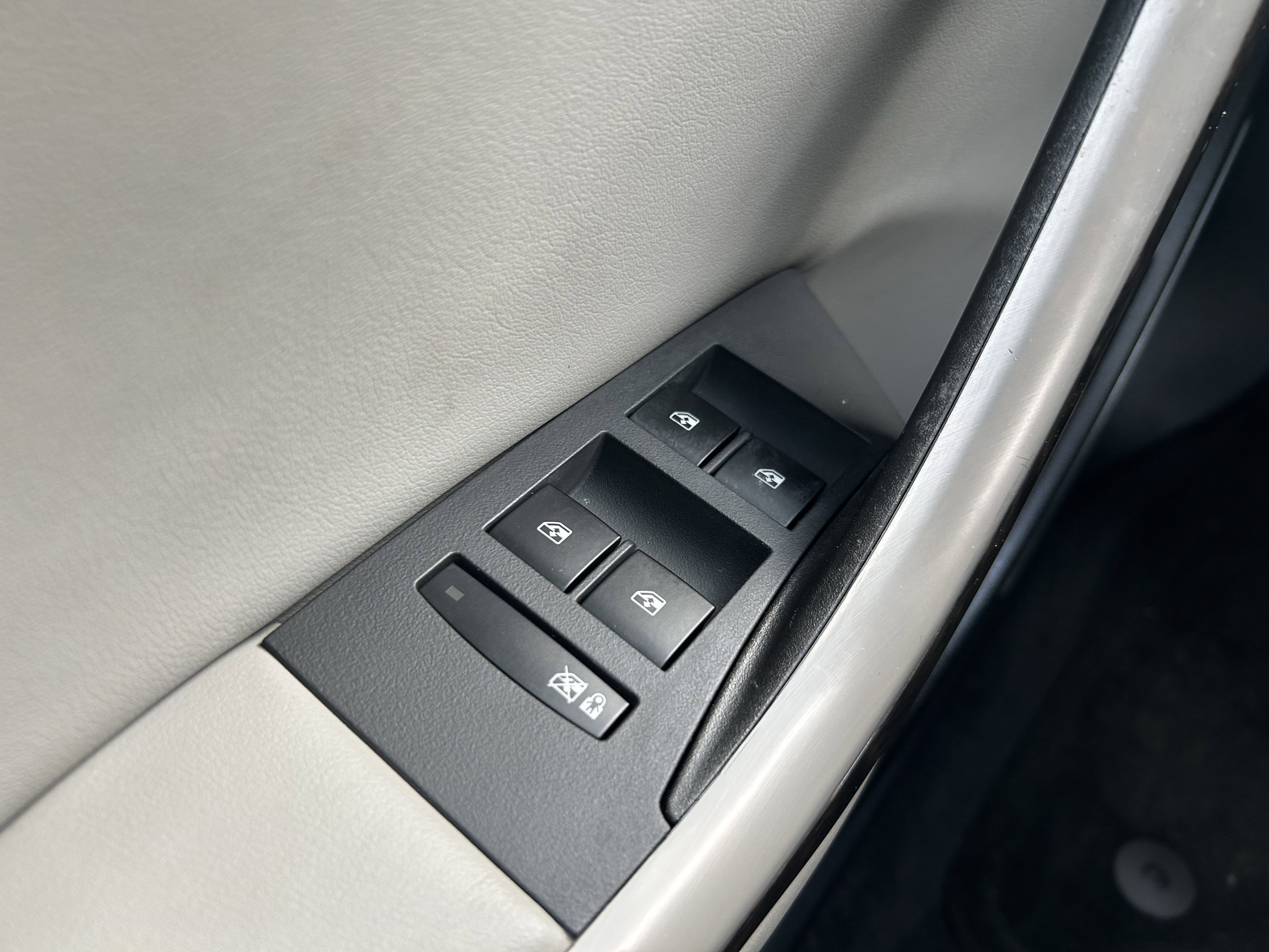 Used 2013 Buick Verano Convenience image 19