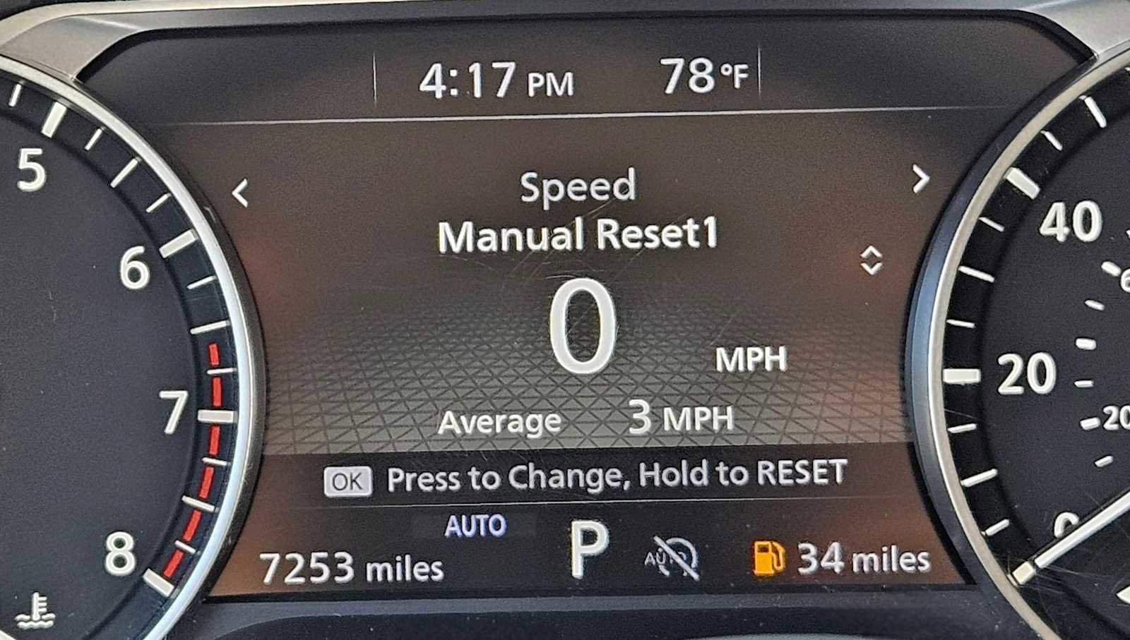 Used 2025 Nissan Pathfinder S image 27