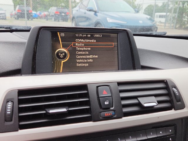 Used 2014 BMW 320i Sedan RWD image 12