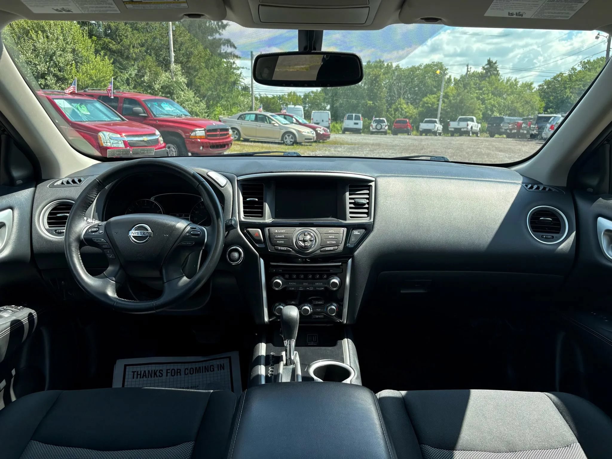 Used 2019 Nissan Pathfinder SV AWD/4WD image 31