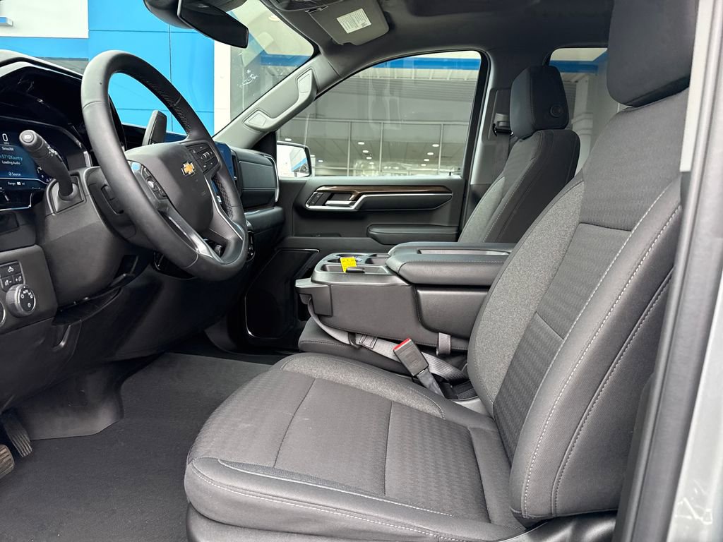 Used 2024 Chevrolet Silverado 1500 LT image 11