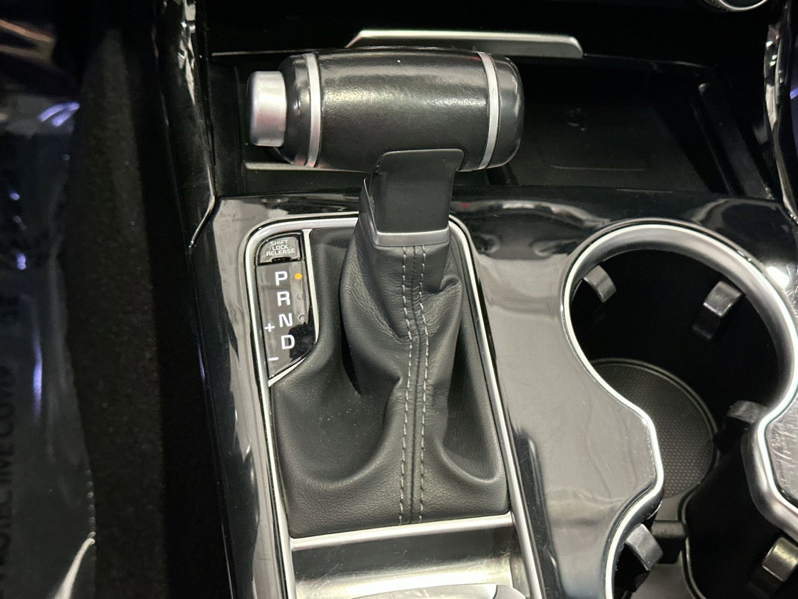 Used 2019 Kia Stinger Premium image 29