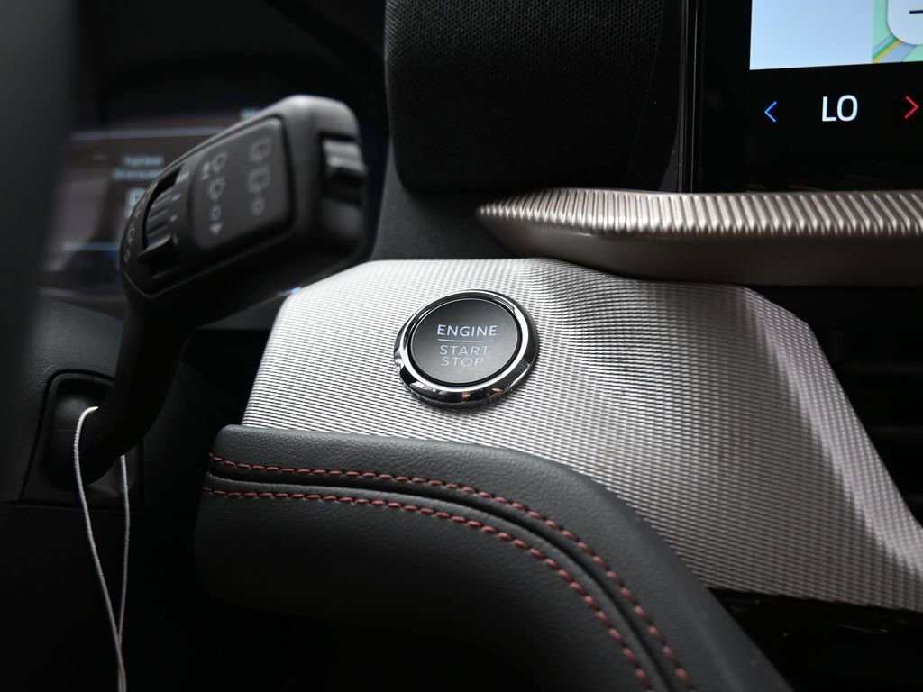 New 2025 Ford Explorer Active image 16