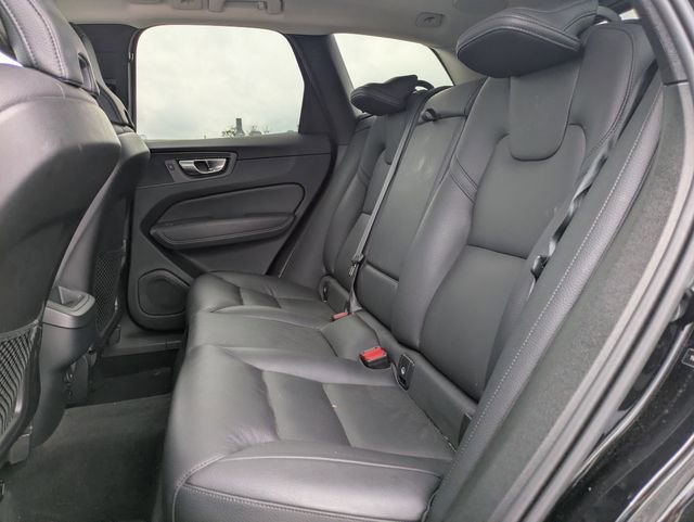 Used 2024 Volvo XC60 B5 Plus AWD/4WD image 15