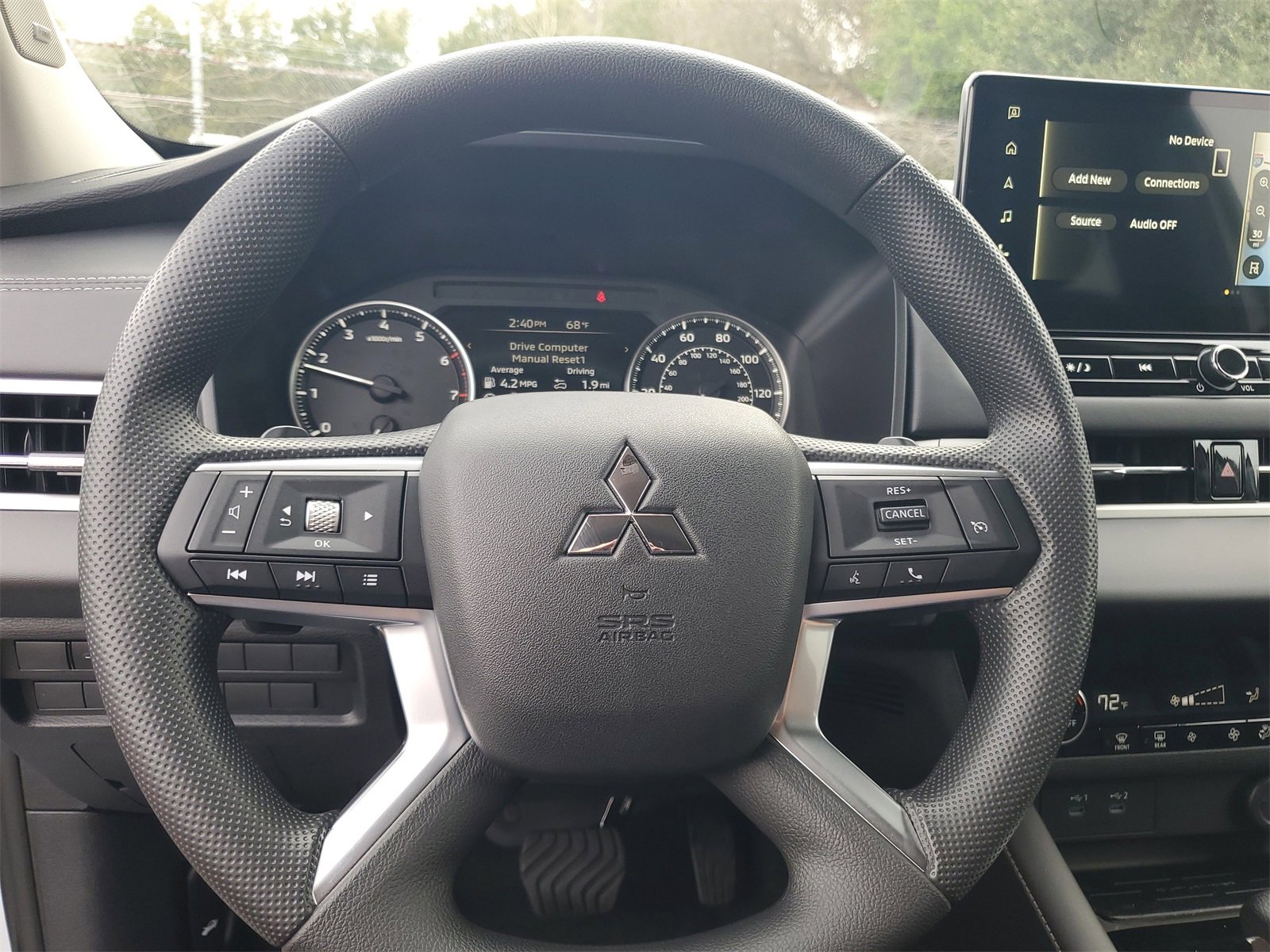 New 2026 Mitsubishi Outlander ES image 10