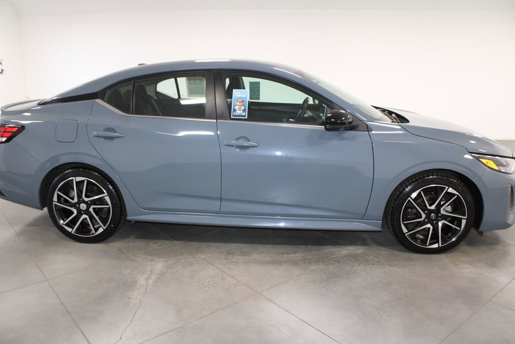 Used 2024 Nissan Sentra SR image 11