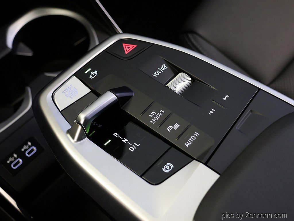 Certified 2023 BMW X1 xDrive28i w/ Convenience Package image 22