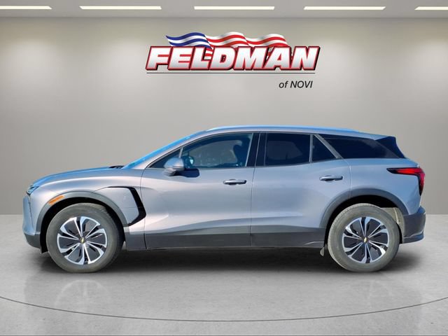 Used 2024 Chevrolet Blazer EV LT AWD/4WD image 2