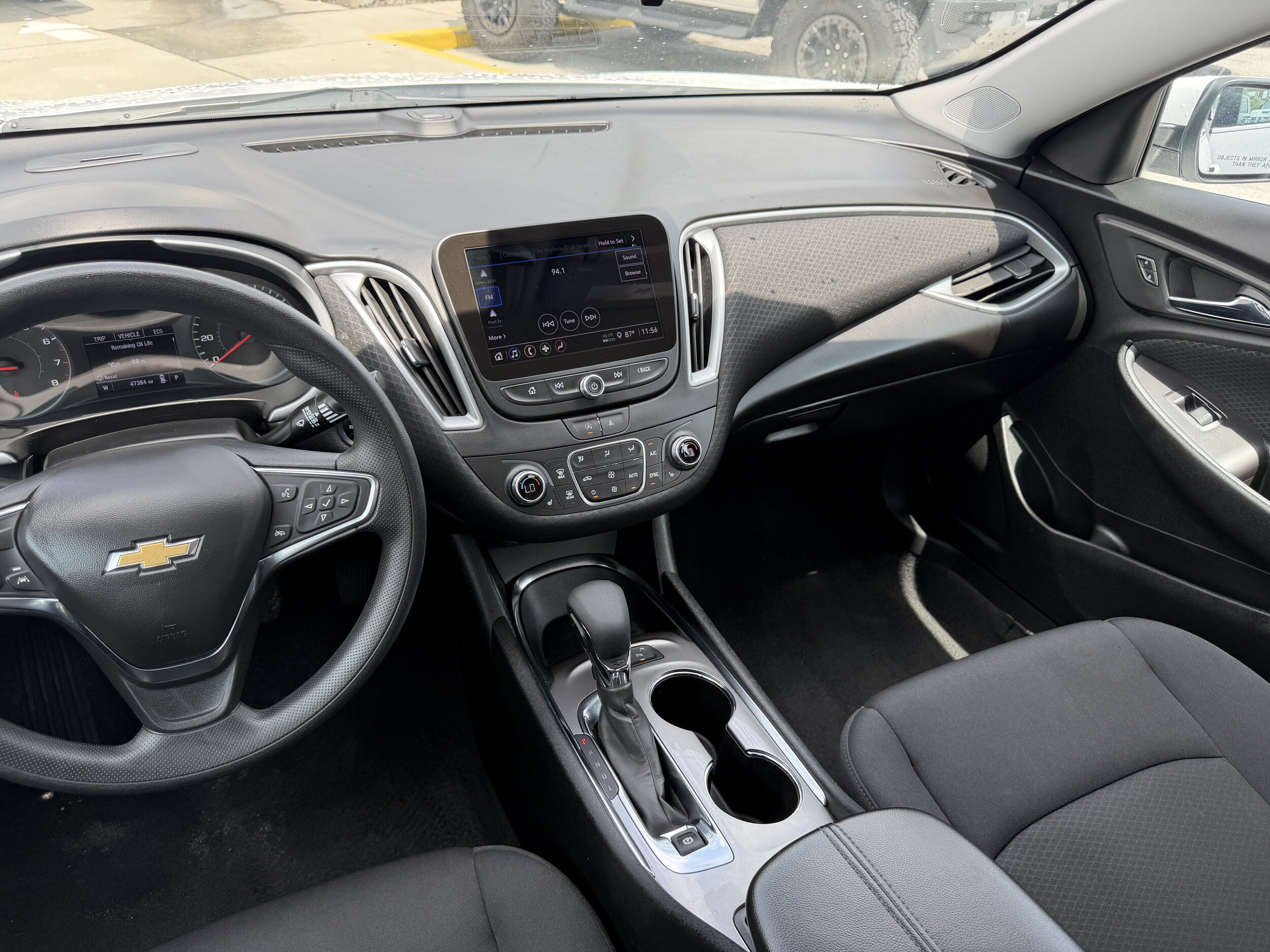 Used 2024 Chevrolet Malibu LT FWD image 16
