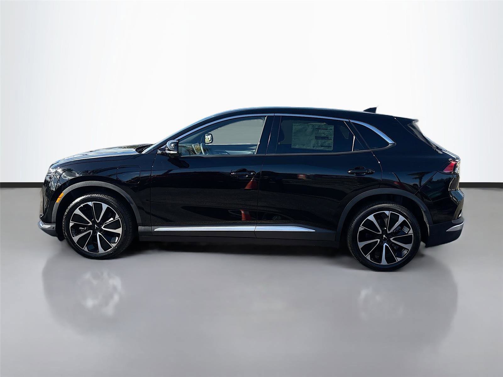 New 2025 VinFast VF 8 Plus image 4