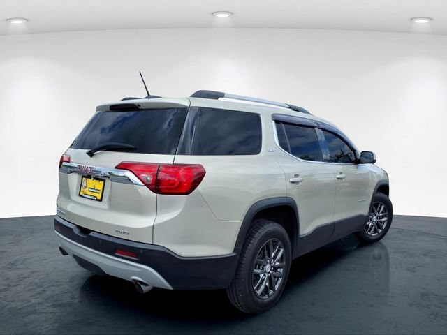 Used 2017 GMC Acadia SLT AWD/4WD image 8