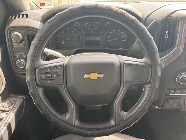 Used 2025 Chevrolet Silverado 2500 Custom w/ Custom Value Package image 24