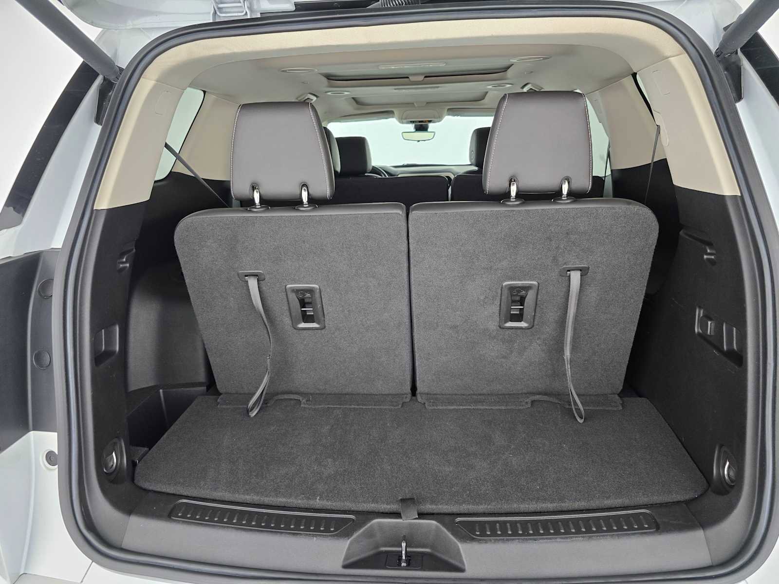 Used 2022 GMC Acadia Denali w/ Denali Ultimate Package image 14