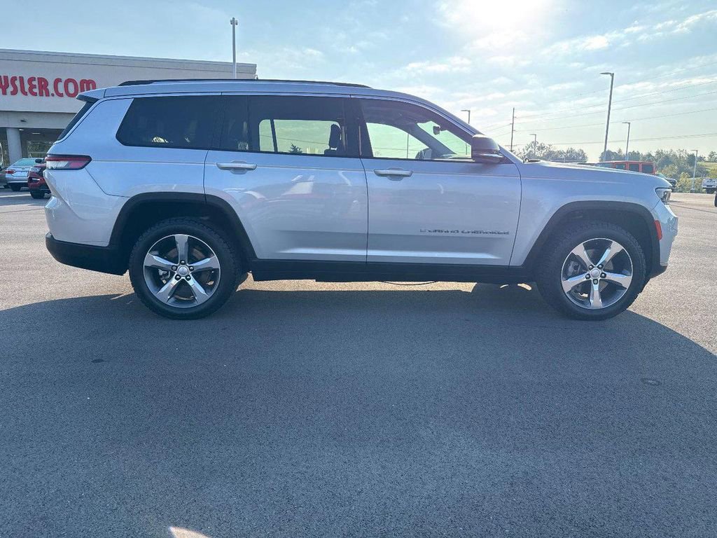 Used 2021 Jeep Grand Cherokee L Limited w/ Trailer Tow Group (B) image 4