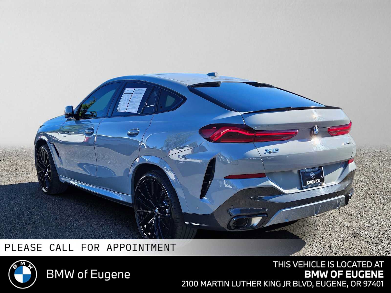 Used 2024 BMW X6 xDrive40i w/ Executive Package AWD/4WD image 5