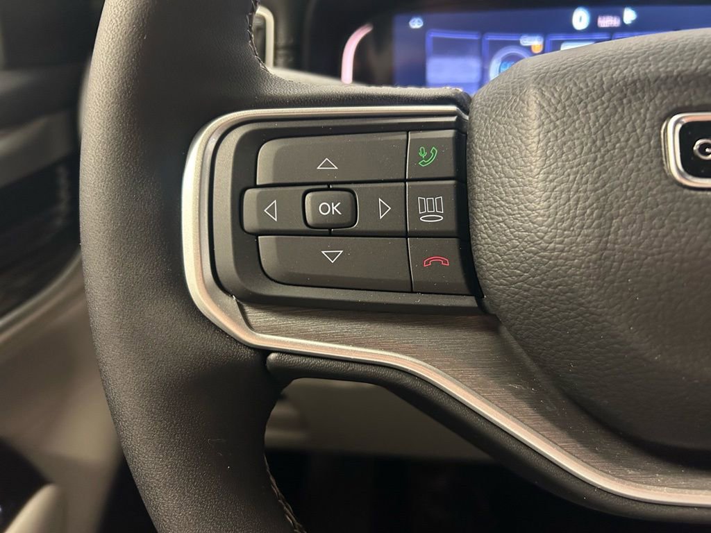 New 2026 Jeep Grand Wagoneer L 4WD image 10