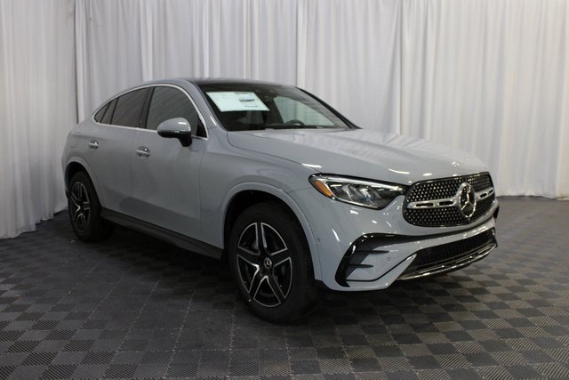 New 2025 Mercedes-Benz GLC 300 4MATIC image 1