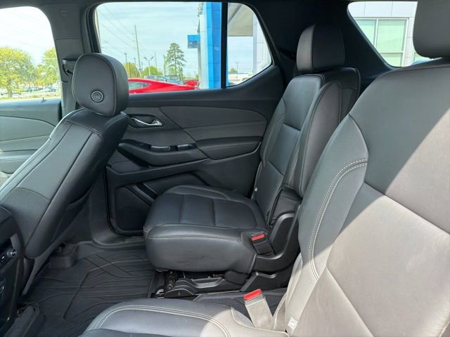 Used 2023 Chevrolet Traverse LT image 7